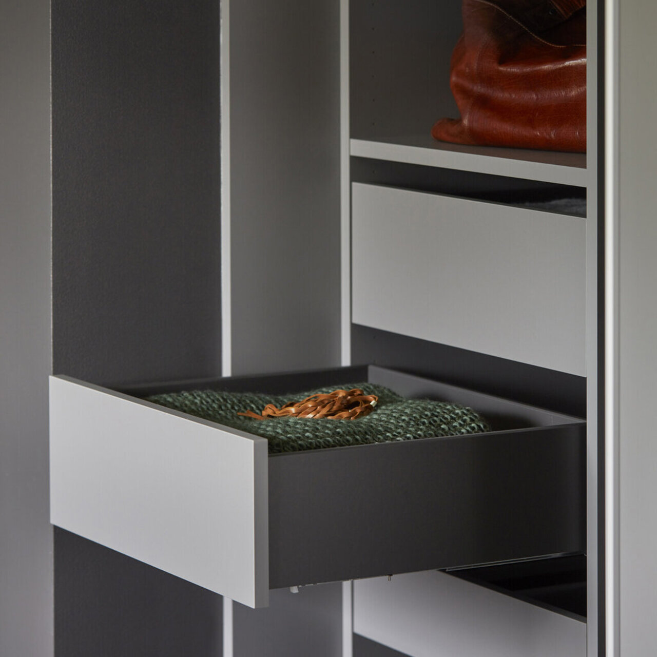 Garderobslåda fullutdrag Garderobslåda fullutdrag