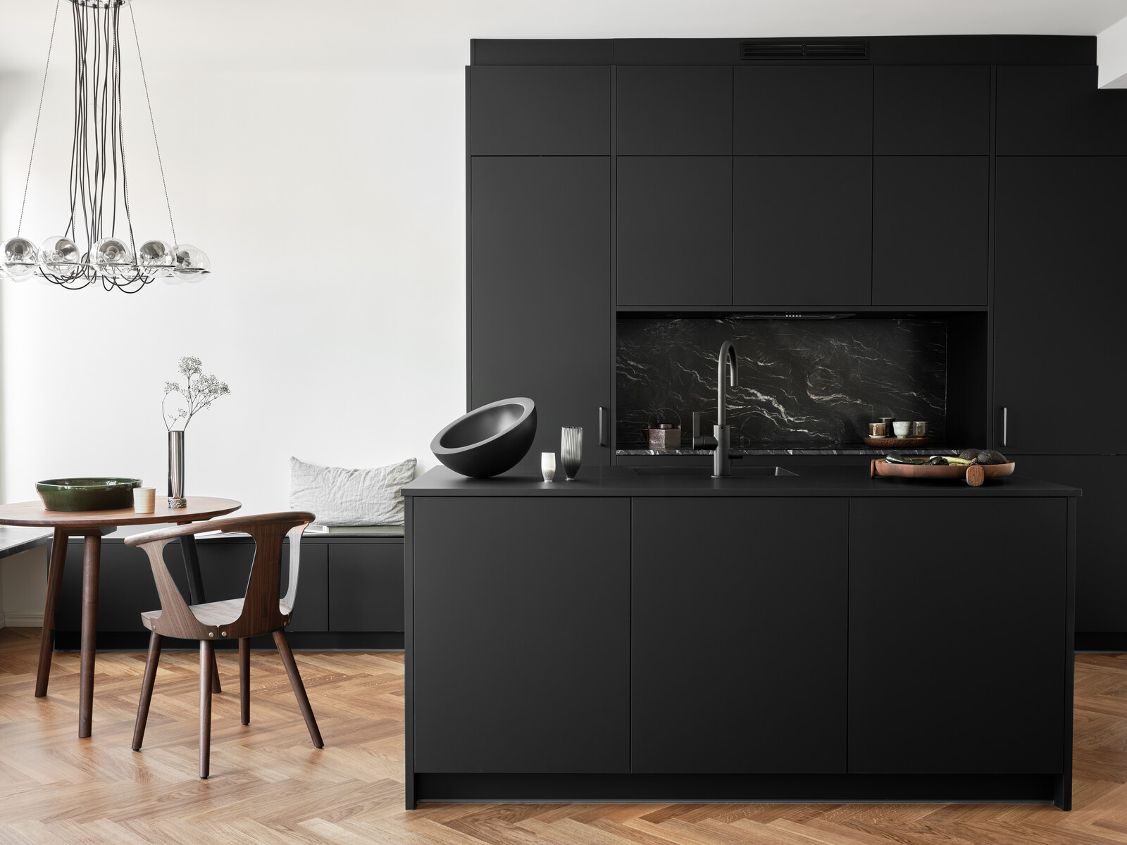 Köksinspiration Fenix svart Köksinspiration Fenix svart